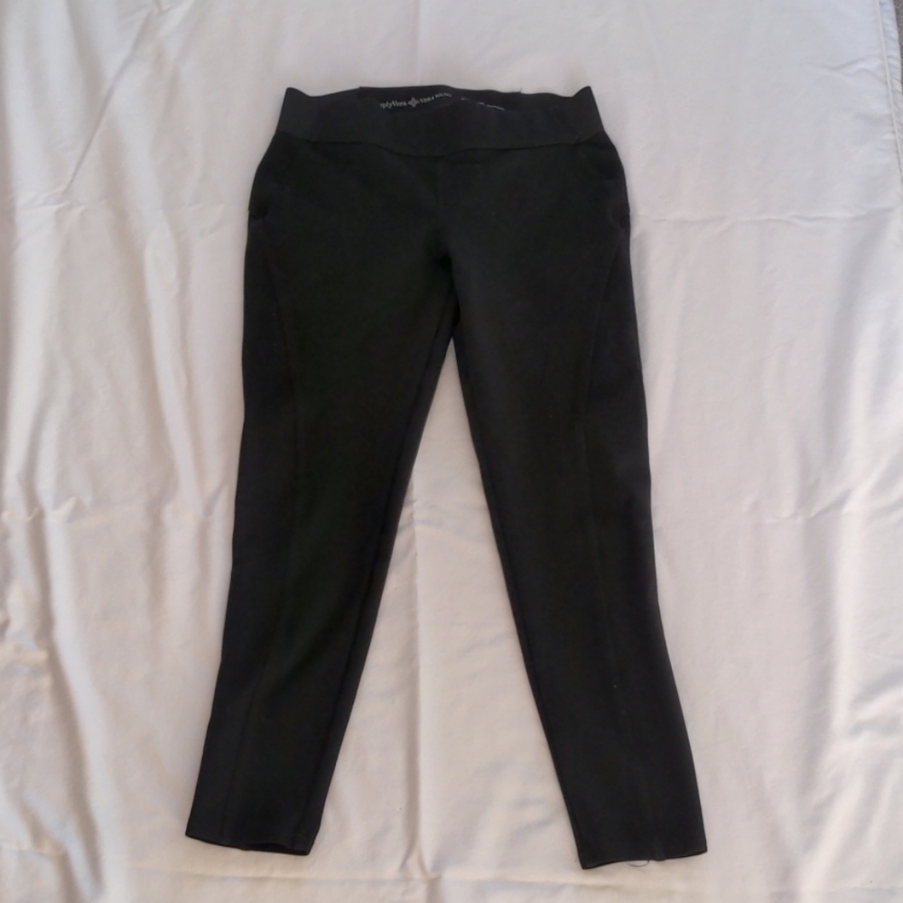 Black Vera Wang leggings